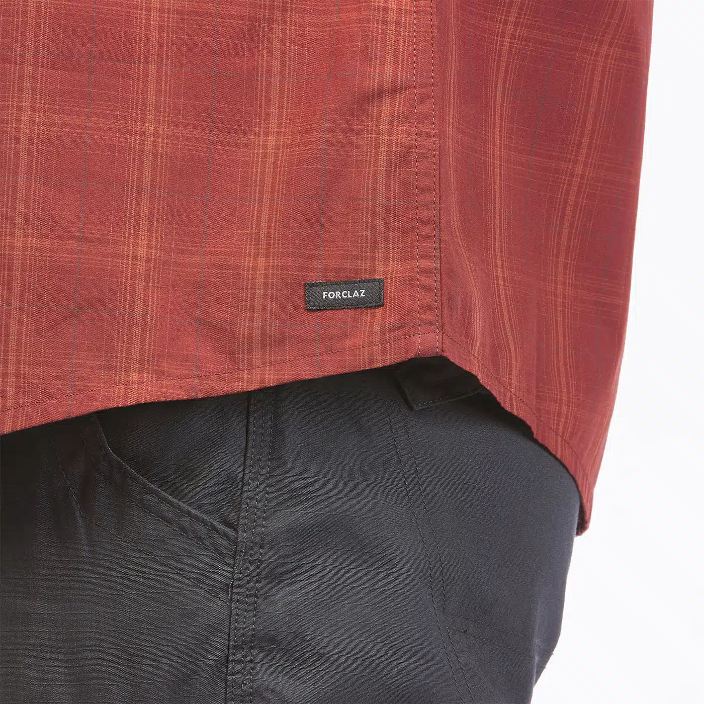 CAMISA CUADROS DE MONTAÑA Y TREKKING MANGA CORTA HOMBRE FORCLAZ TRAVEL 100 ROJO - Imagen 6