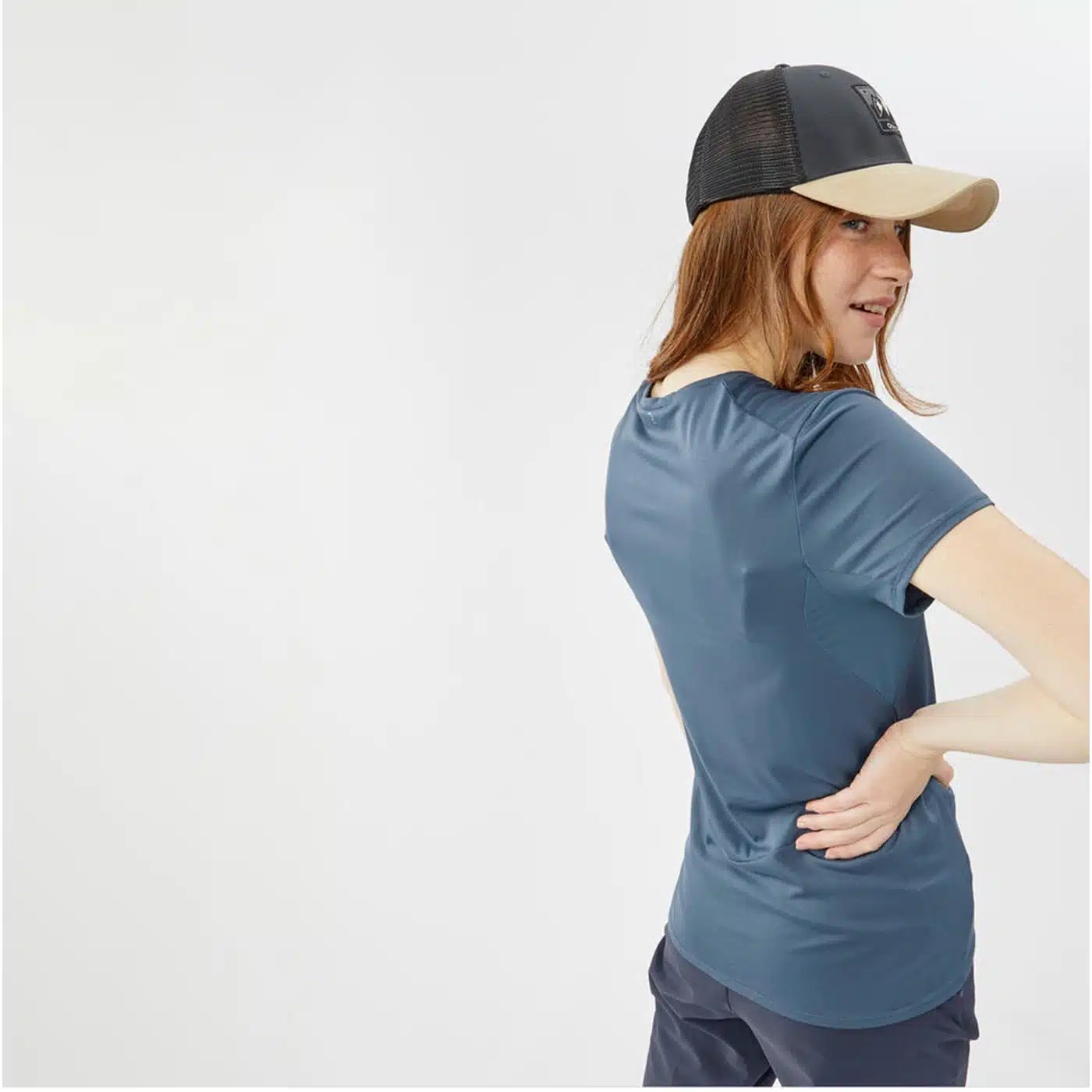 CAMISETA DE TREKKING MH100 QUECHUA - Imagen 2