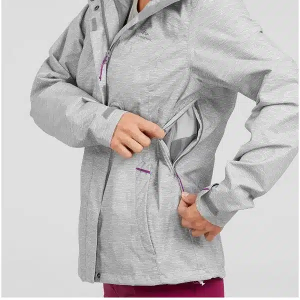 CHAQUETA IMPERMEABLE MONTAÑA Y SENDERISMO MUJER QUECHUA MH100 GRIS CLARO - Imagen 6
