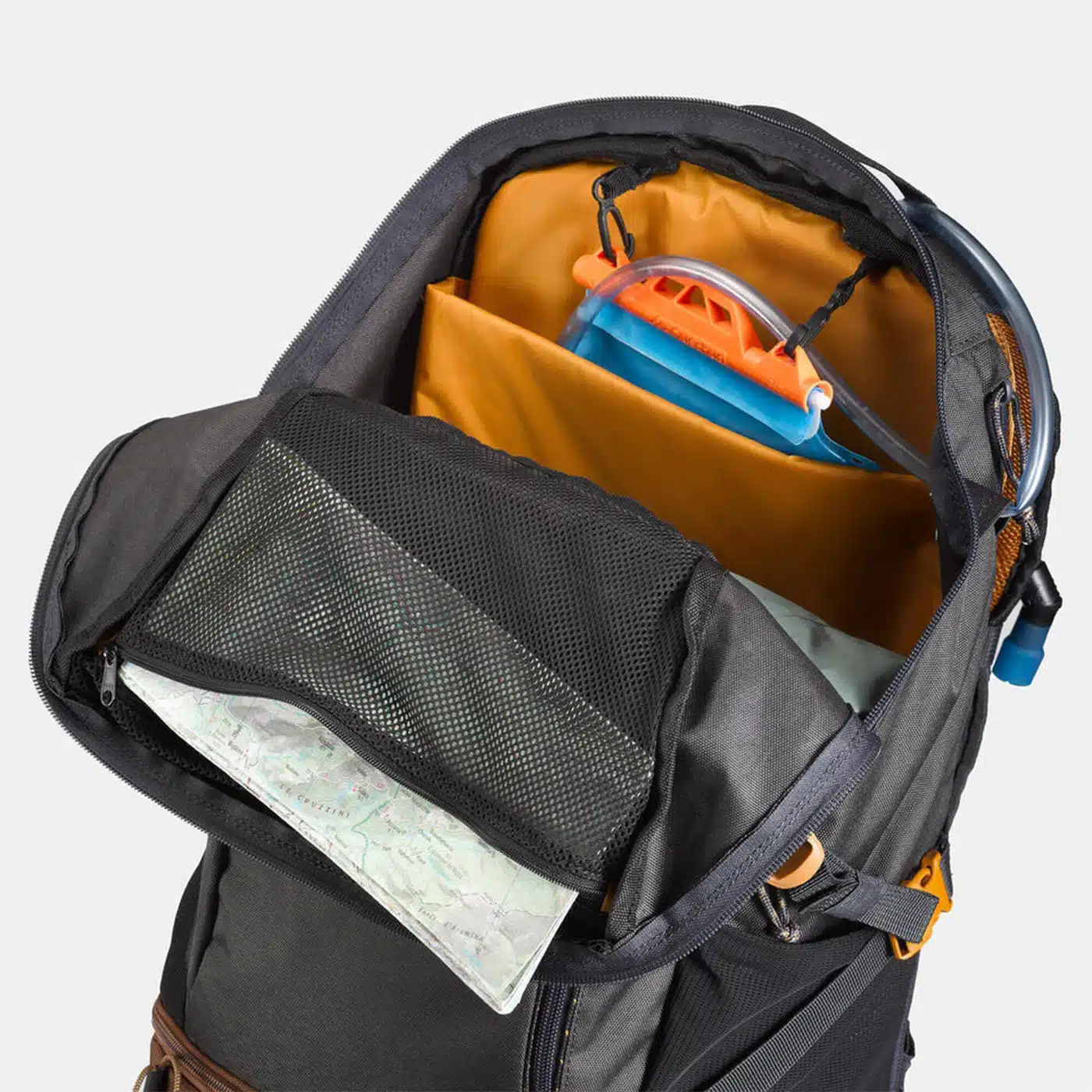 MOCHILA DE MONTAÑA Y TREKKING NH500 30L QUECHUA GRIS VERDOSO - 30L - Imagen 4