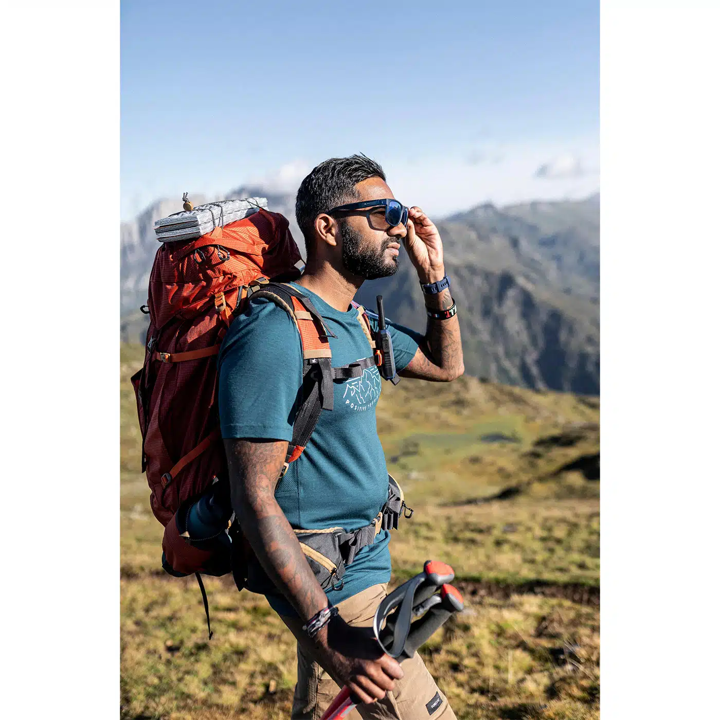 MOCHILA MONTAÑA Y TREKKING 60L+10L FORCLAZ MT500 AIR , FUNDA IMPERMEABLES ANARANJANDO - 60 +10L - Imagen 11