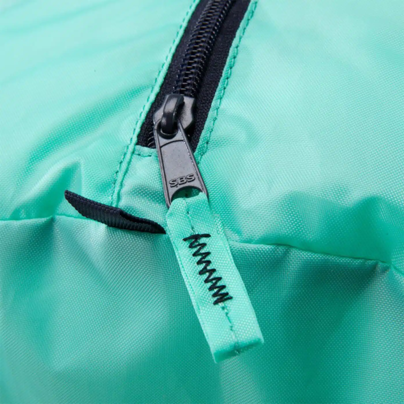 BOLSA FITNESS PLEGABLE 30L DOMYOS - Imagen 4