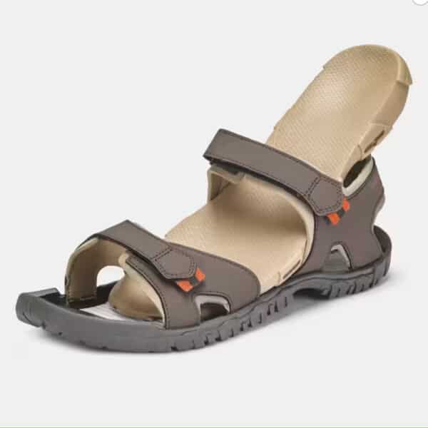 Sandalias de montaña y trekking Hombre Quechua NH100 Marrón. Plantilla extraíble