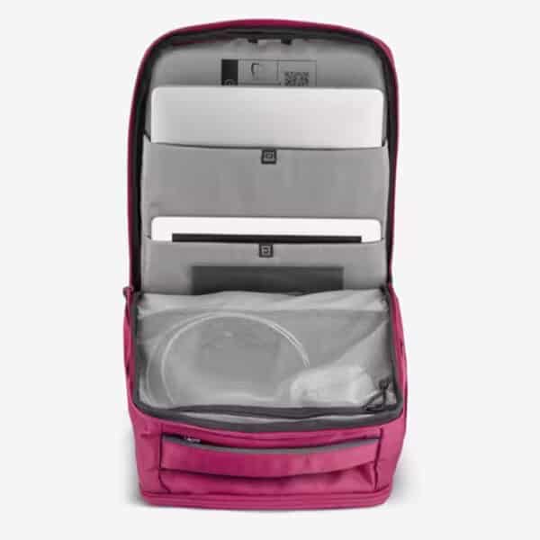 Mochila de montaña y senderismo 23L Quechua NH Escape 500 Morado Cereza. Equipaje de mano - Imagen 5